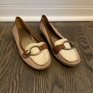 Circa Joan and David flats size 6